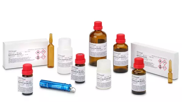 Aufnahme von diversen Produkten der Firma Zeochem NMR-Solvents & Deuterium Labeled Compunds